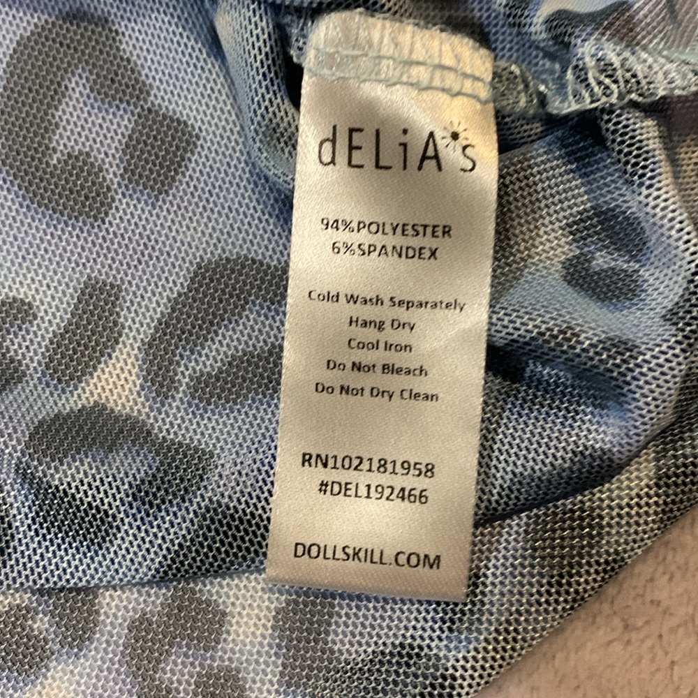 dELiA*s Sheer Blue Cheetah Print Crop Top - Picture 8 of 8